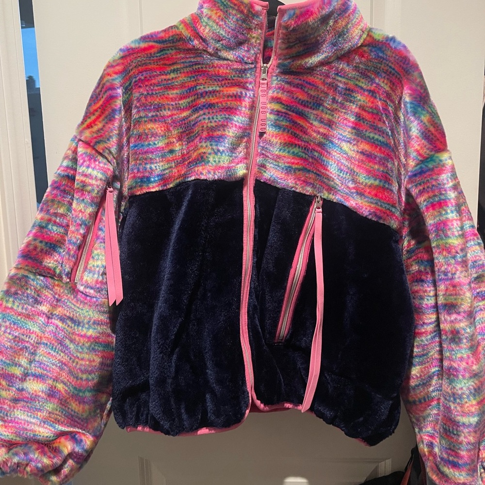 NWT’S- UGG SHERPA JACKET